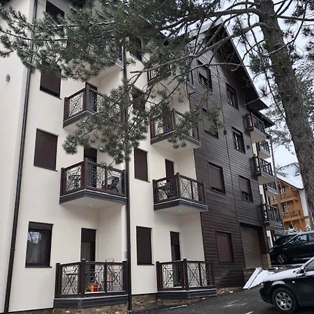 S&M Apartmani ซลาตีบอร์ ภายนอก รูปภาพ